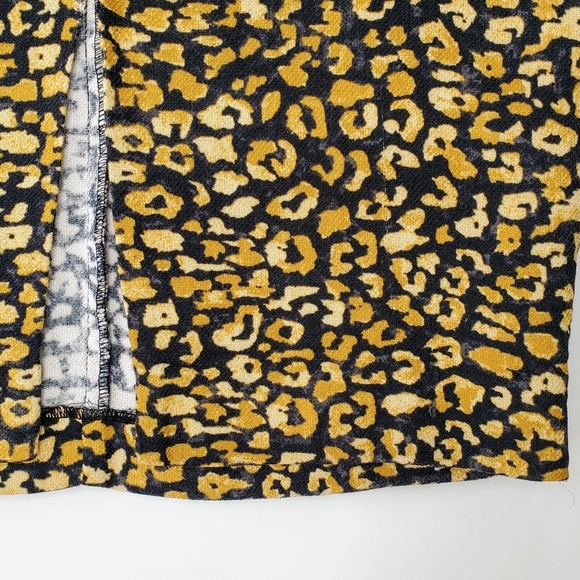 Who What Wear | Cheetah Leopard Midi Pencil Skirt - Picture 6 of 8